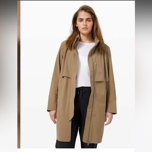 Lululemon City Stroll Jacket size 8 in Frontier tan